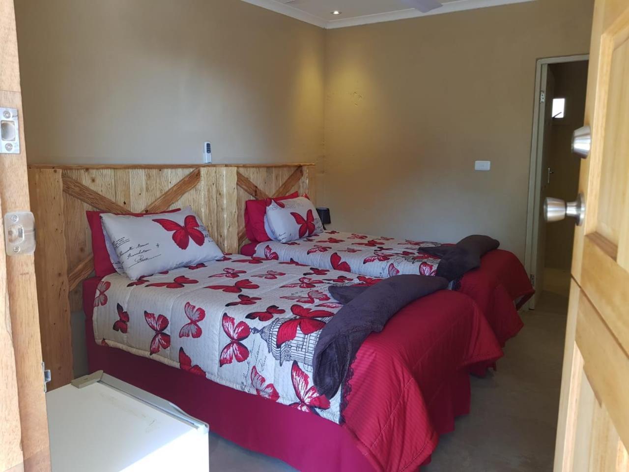 Montanique Lodge Buffelspoort Zewnętrze zdjęcie